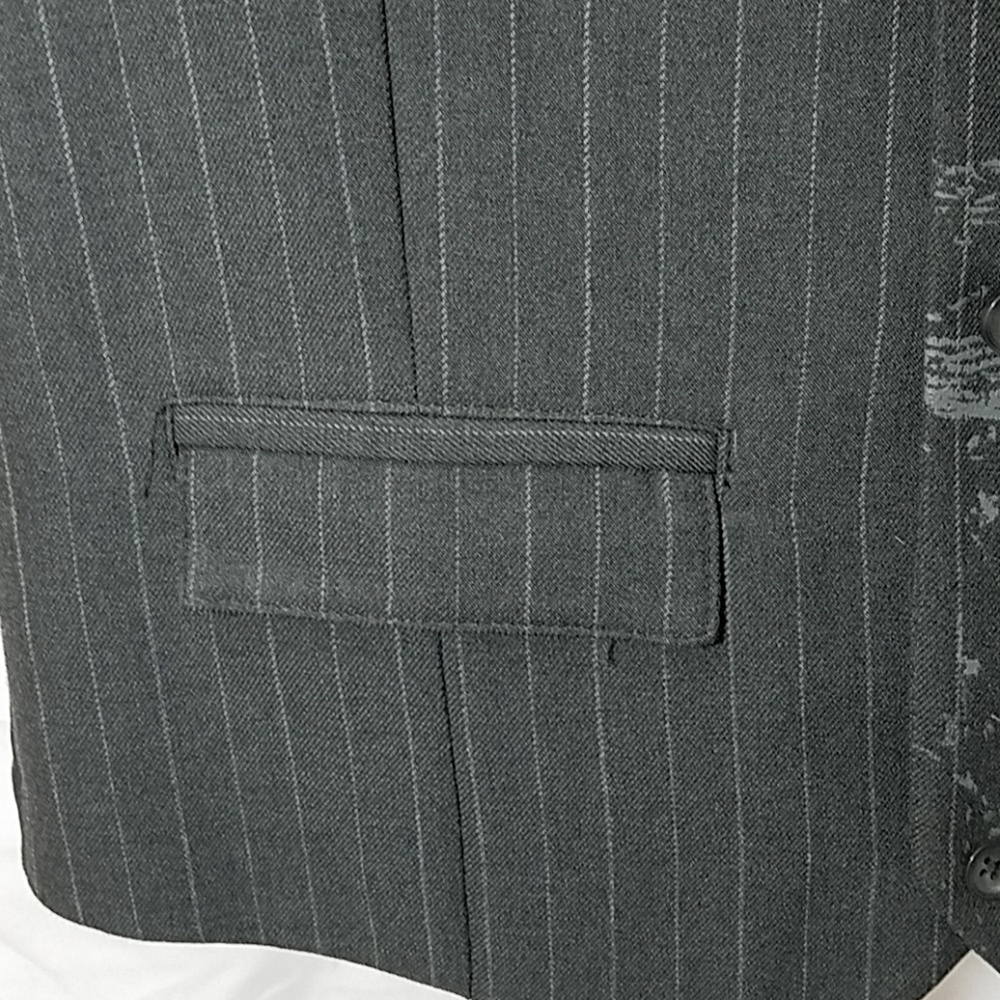 American Rag Vest - Picture 3 of 5